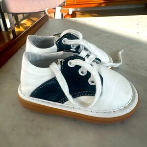 Wee Squeak baby Oxford shoes 🥹